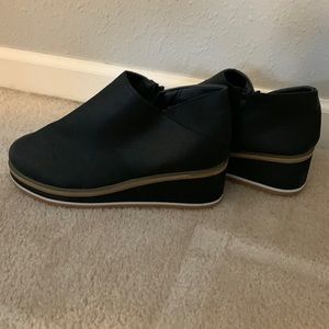 Black platform leather side zip shoes size 10
